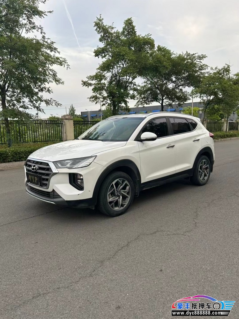 19年现代途胜轿车抵押车出售