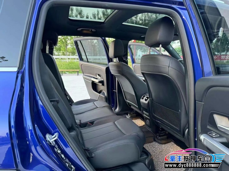 21年奔驰GLB轿车抵押车出售