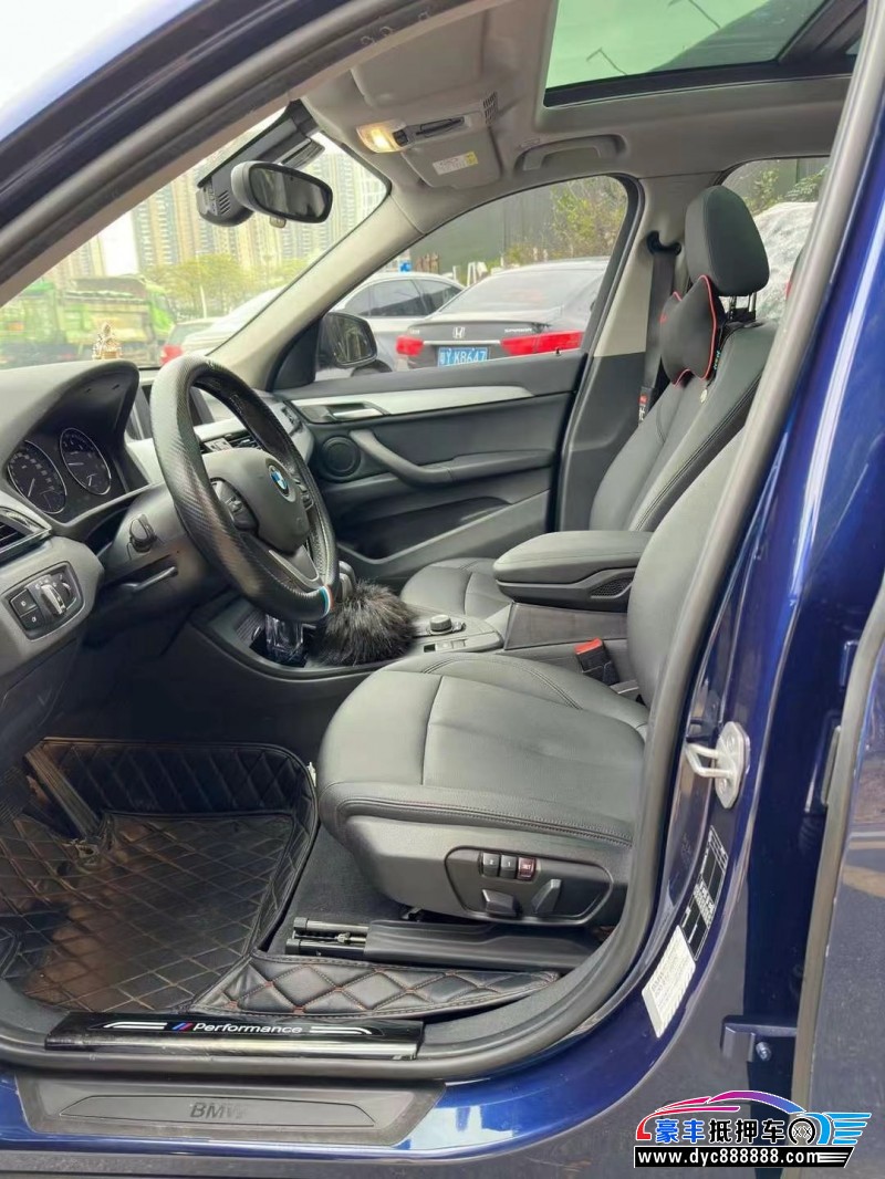 19年宝马X1轿车抵押车出售