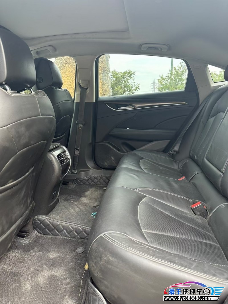 19年别克君越轿车抵押车出售