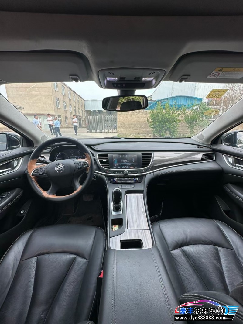 19年别克君越轿车抵押车出售