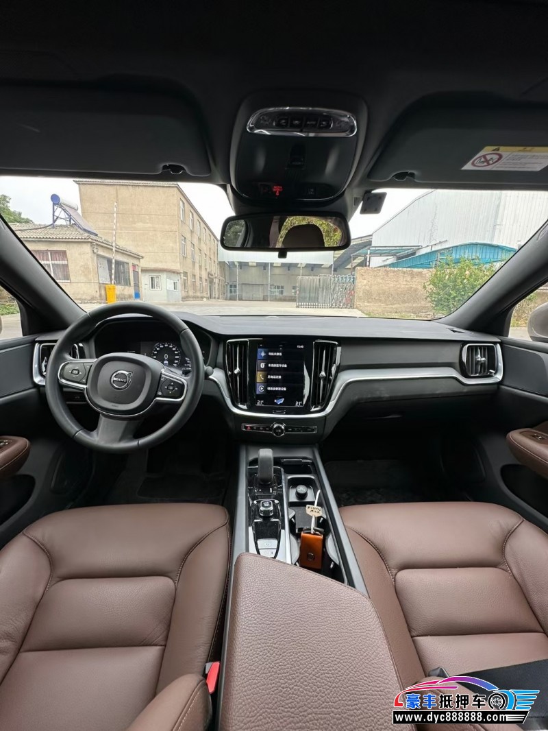 22年沃尔沃S60轿车抵押车出售