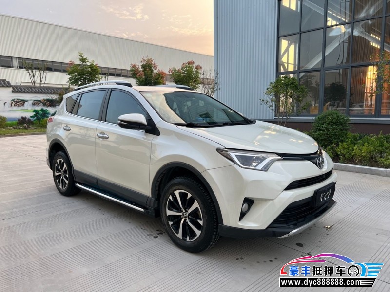 18年丰田RAV4荣放轿车抵押车出售