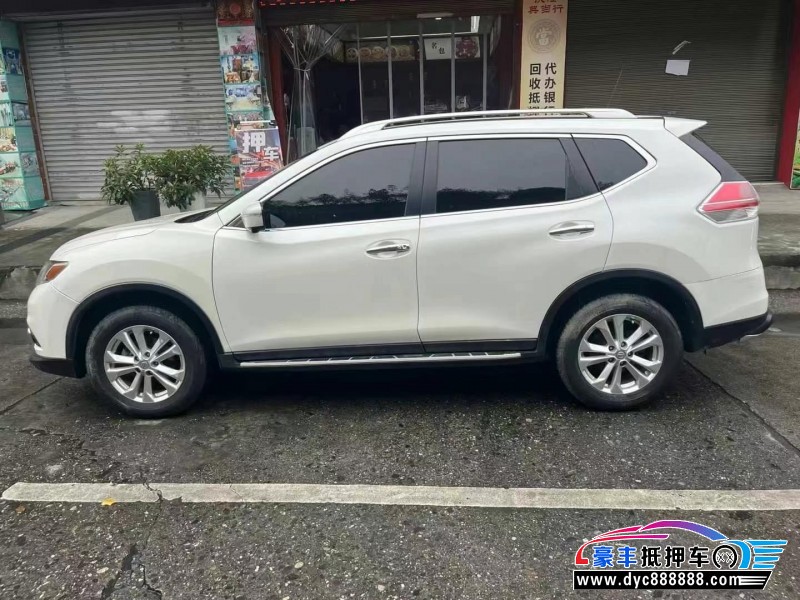 15年日产奇骏轿车抵押车出售