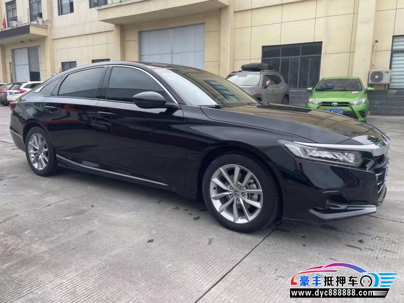 22年本田雅阁轿车抵押车出售