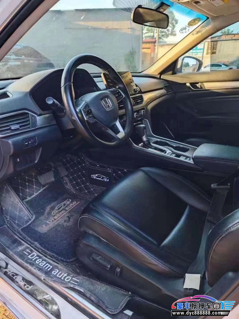 19年本田雅阁轿车抵押车出售