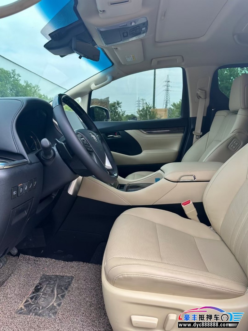 23年丰田埃尔法轿车抵押车出售