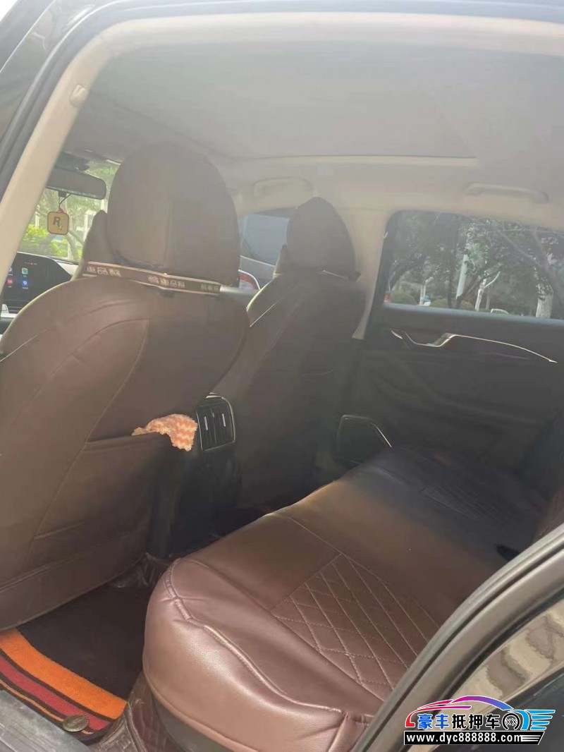 23年奔腾B70轿车抵押车出售