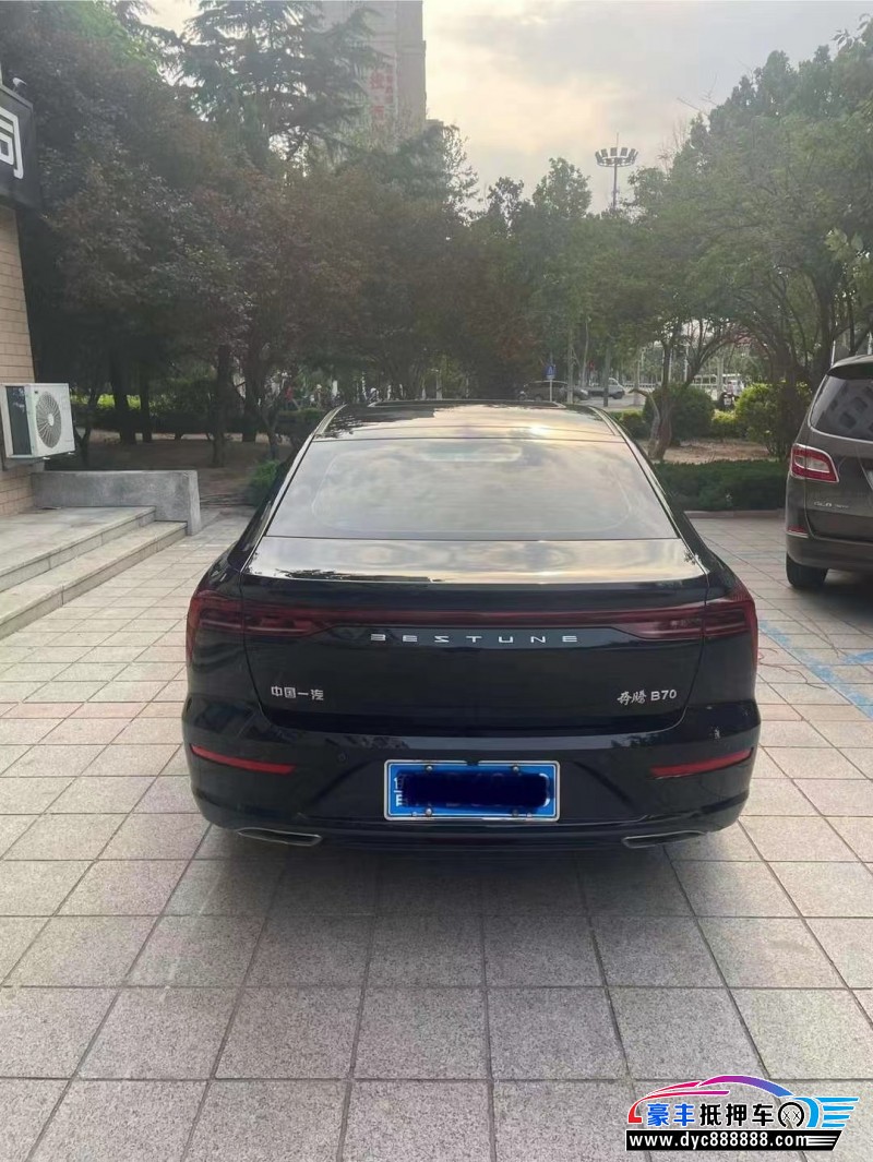 23年奔腾B70轿车抵押车出售