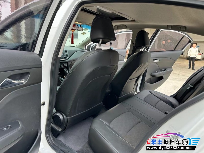 17年雪佛兰科沃兹轿车抵押车出售