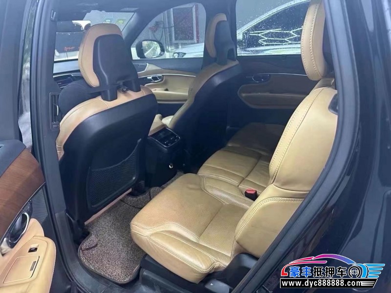 17年沃尔沃XC90轿车抵押车出售