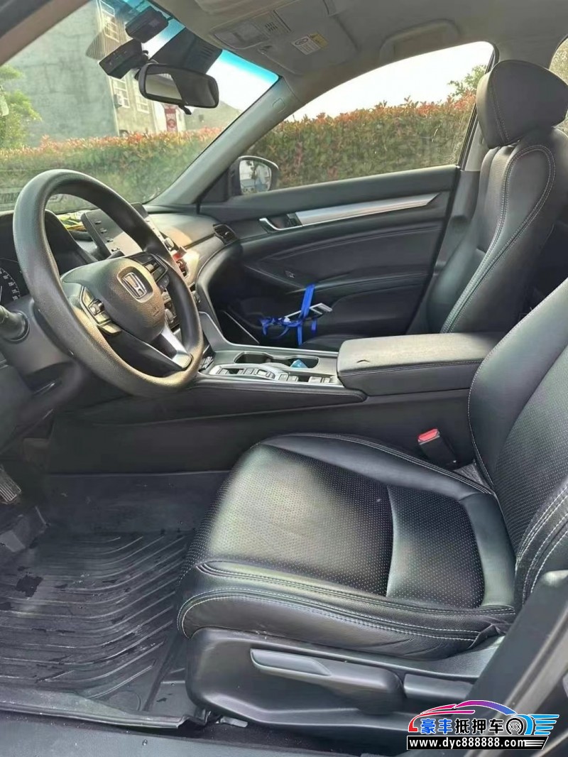 19年本田雅阁轿车抵押车出售