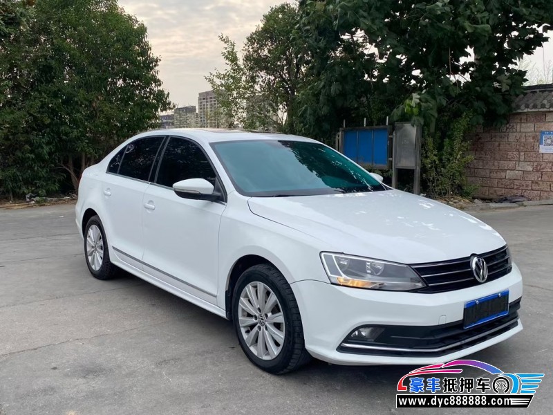 16年大众速腾轿车抵押车出售