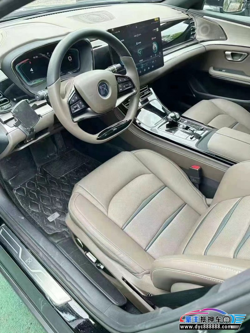 23年比亚迪汉轿车抵押车出售