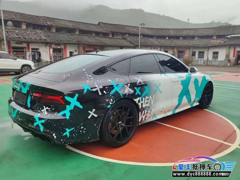 17年奥迪S7轿车抵押车出售