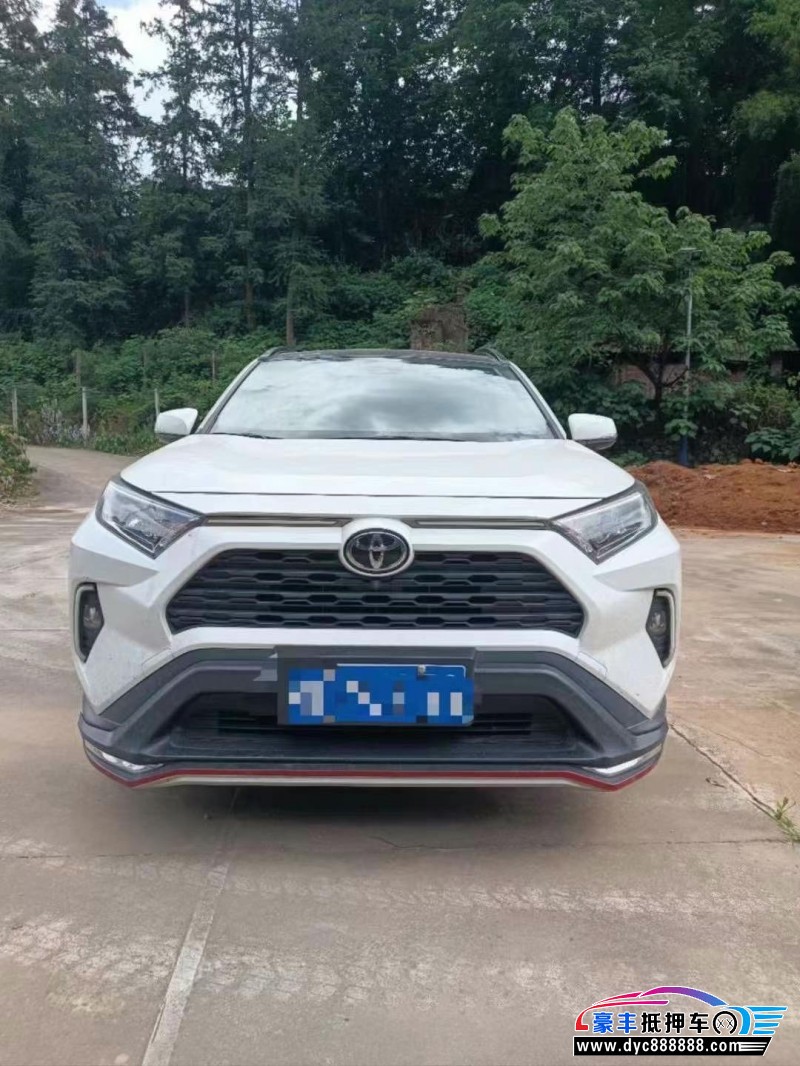 21年丰田RAV4轿车抵押车出售