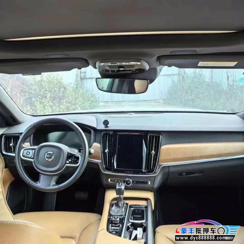 19年沃尔沃S90轿车抵押车出售