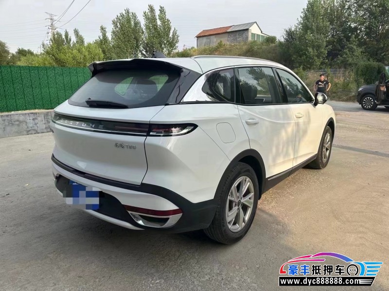 23年奔腾T90轿车抵押车出售