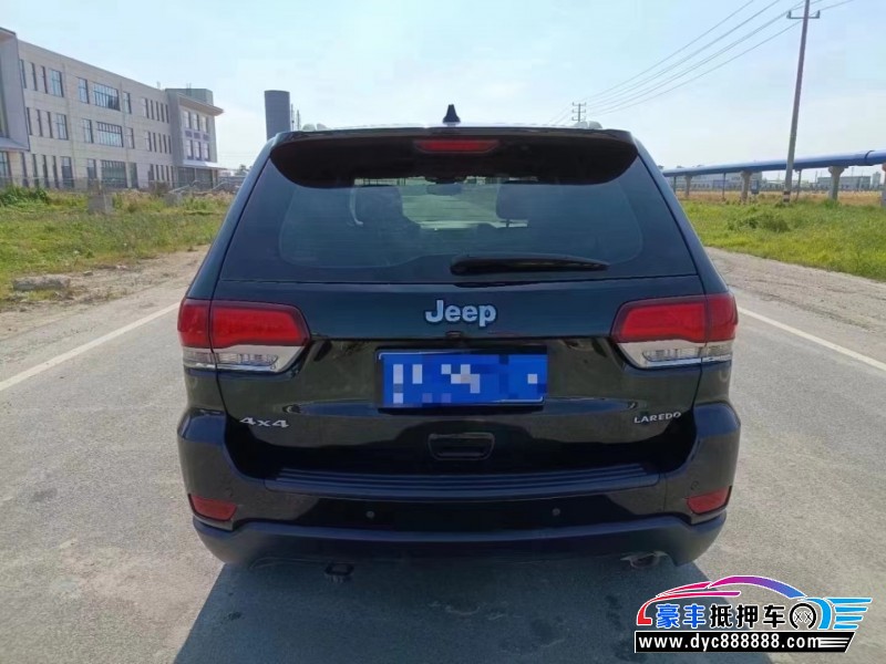 20年Jeep大切诺基轿车抵押车出售