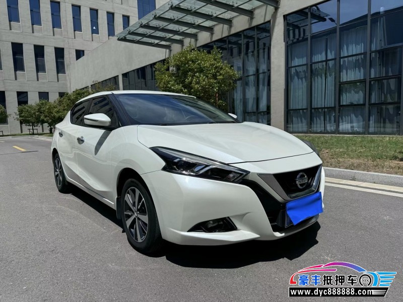 18年日产蓝鸟轿车抵押车出售