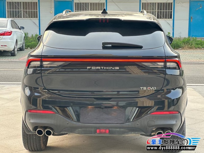 22年东风风行T5轿车抵押车出售