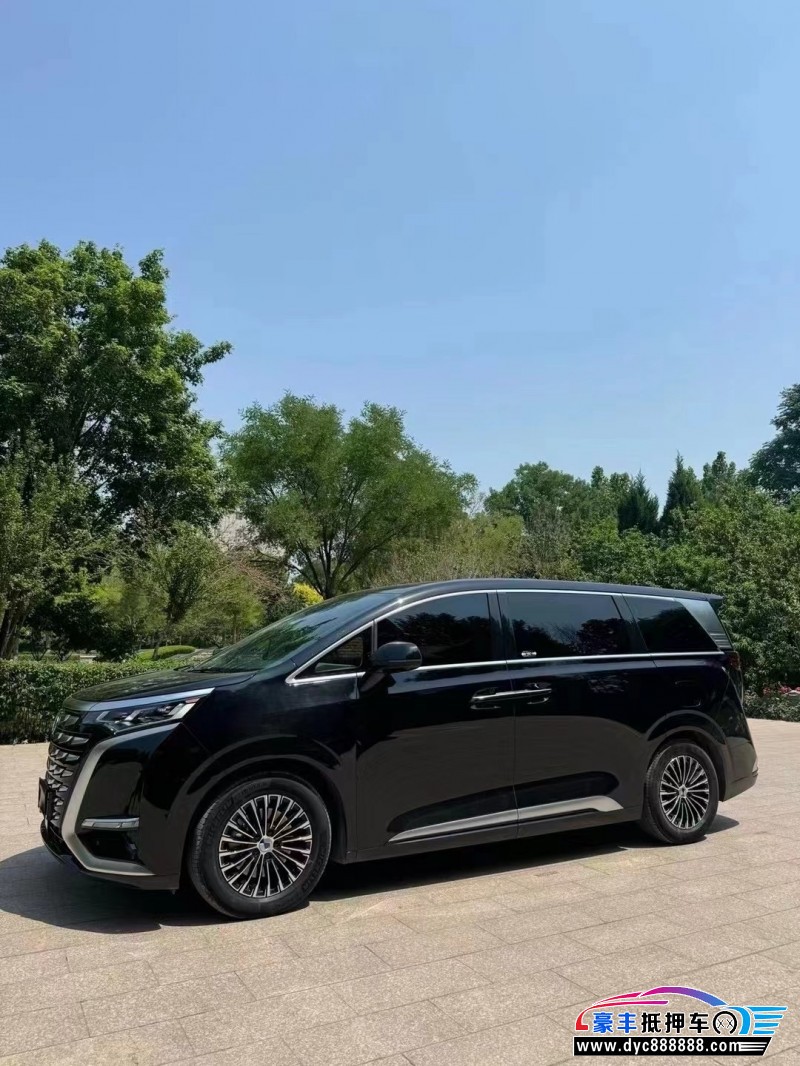 23年腾势D9轿车抵押车出售