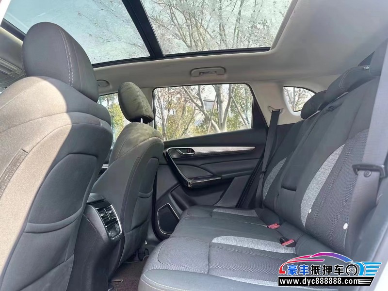 19年东风AX7轿车抵押车出售