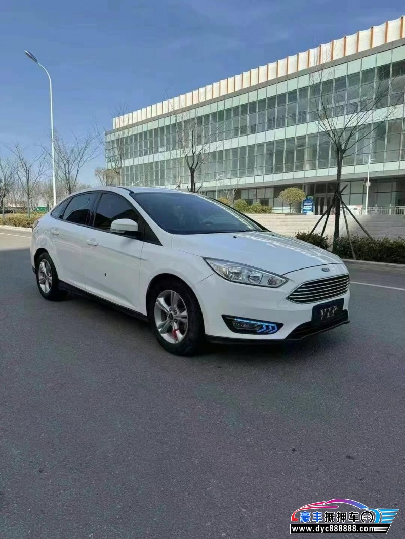 17年福特福克斯轿车抵押车出售