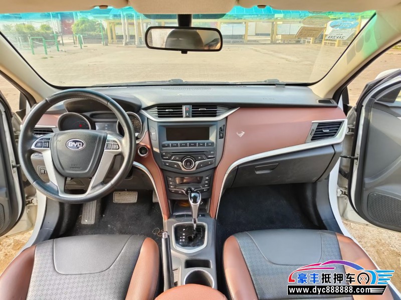 16年比亚迪G5轿车抵押车出售