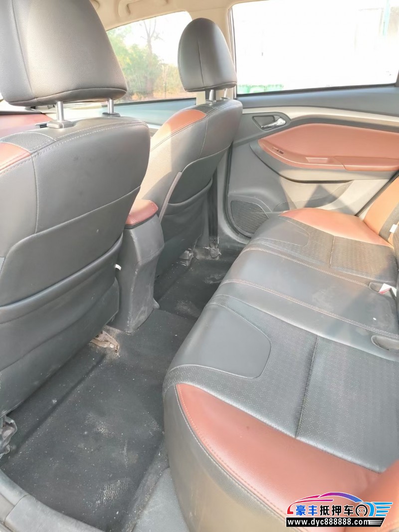 16年比亚迪G5轿车抵押车出售