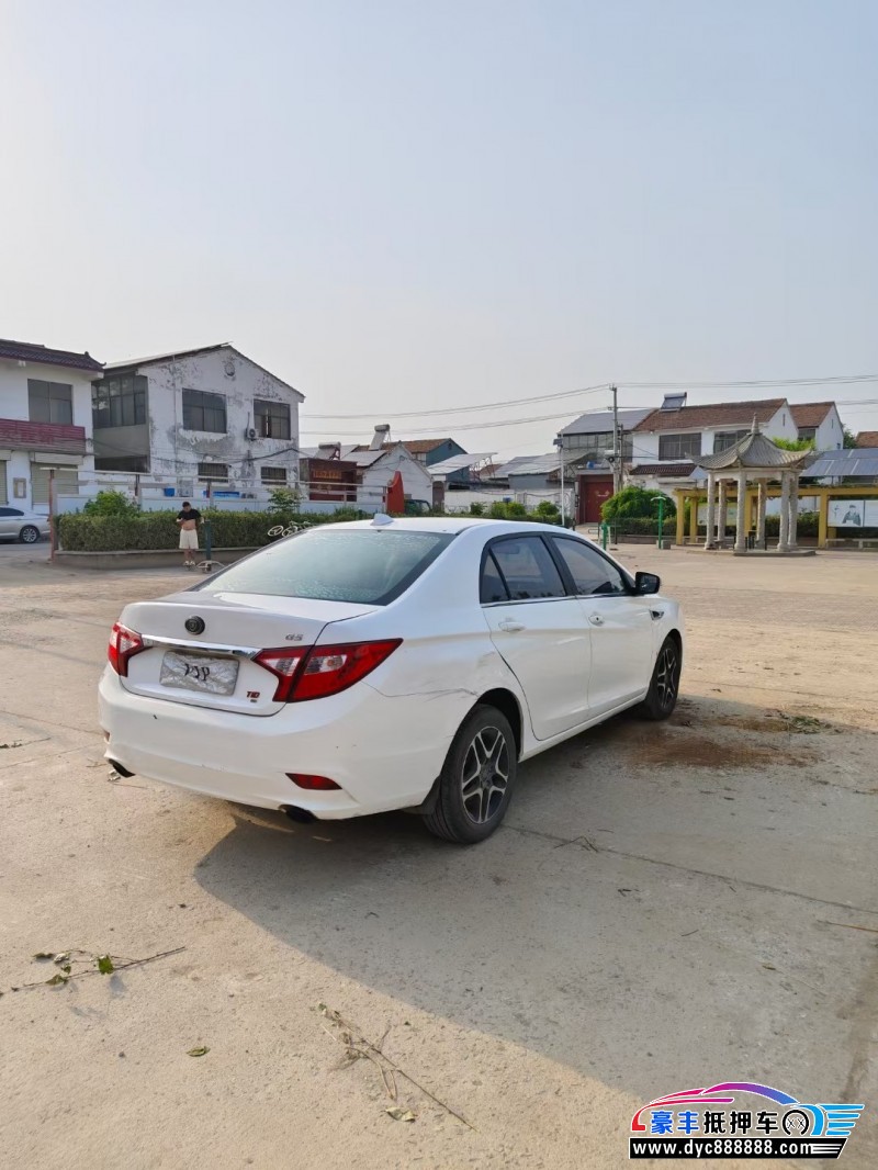 16年比亚迪G5轿车抵押车出售