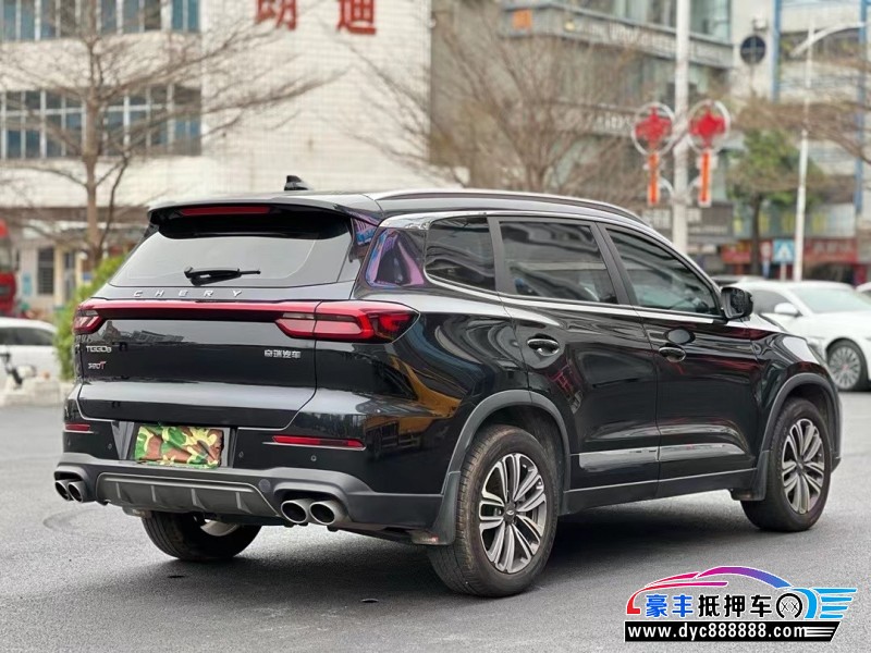 22年奇瑞瑞虎8轿车抵押车出售