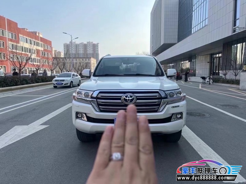 20年丰田兰德酷路泽(陆巡)轿车抵押车出售