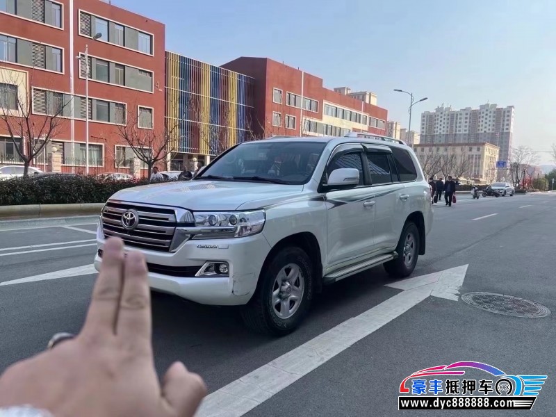 20年丰田兰德酷路泽(陆巡)轿车抵押车出售