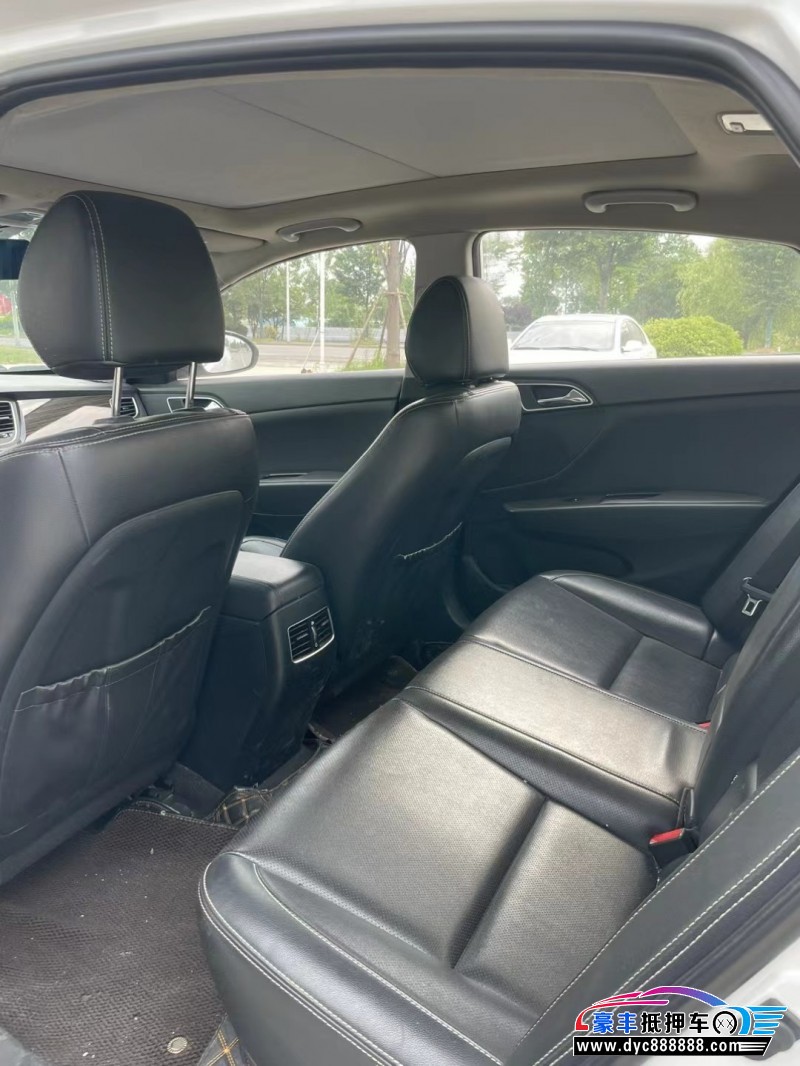 17年现代名图轿车抵押车出售