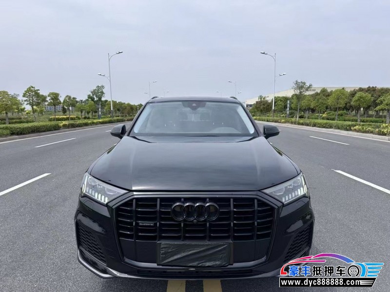 20年奥迪Q7轿车抵押车出售