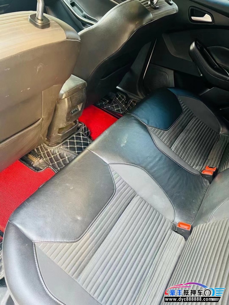 16年福特福克斯轿车抵押车出售