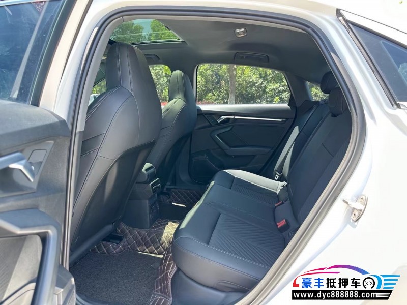 21年奥迪A3轿车抵押车出售