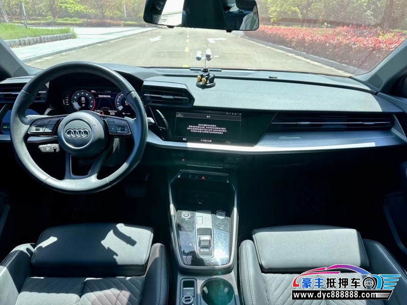 21年奥迪A3轿车抵押车出售