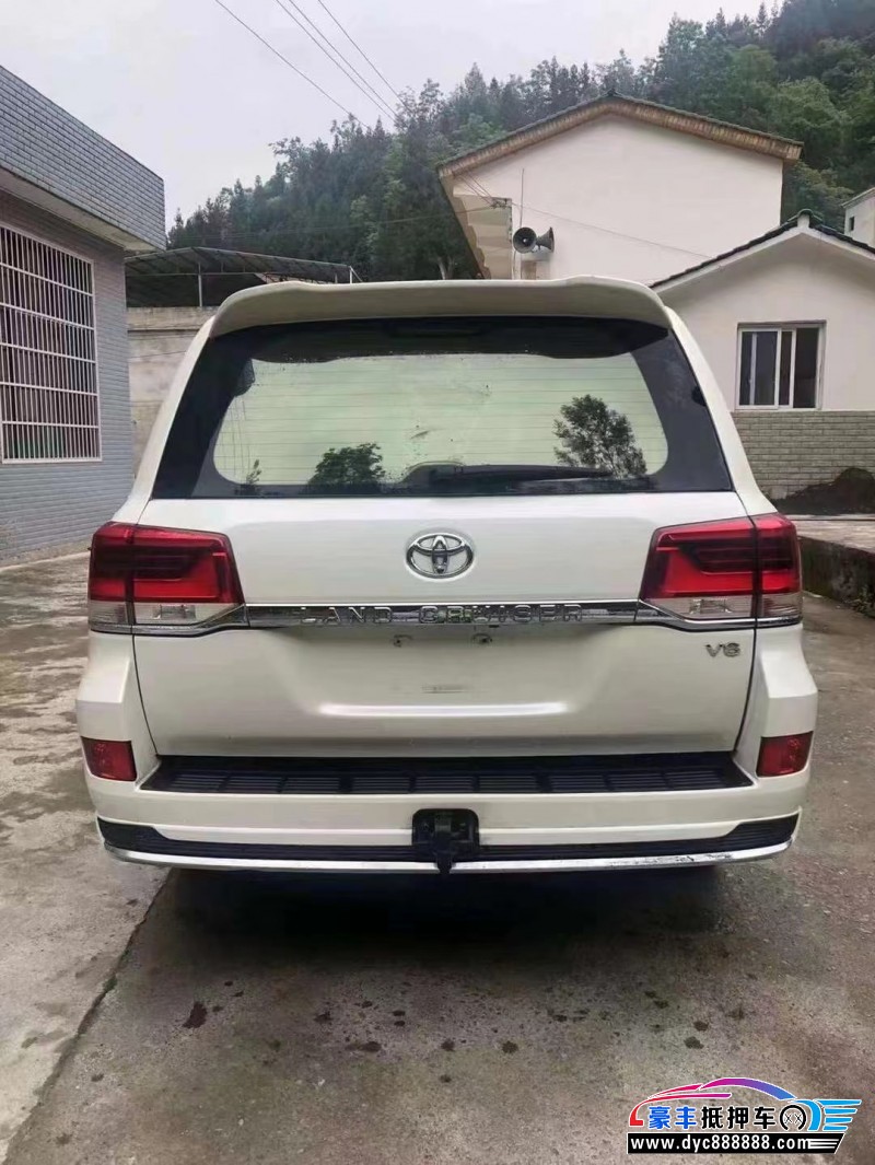 16年丰田兰德酷路泽（陆巡）轿车抵押车出售