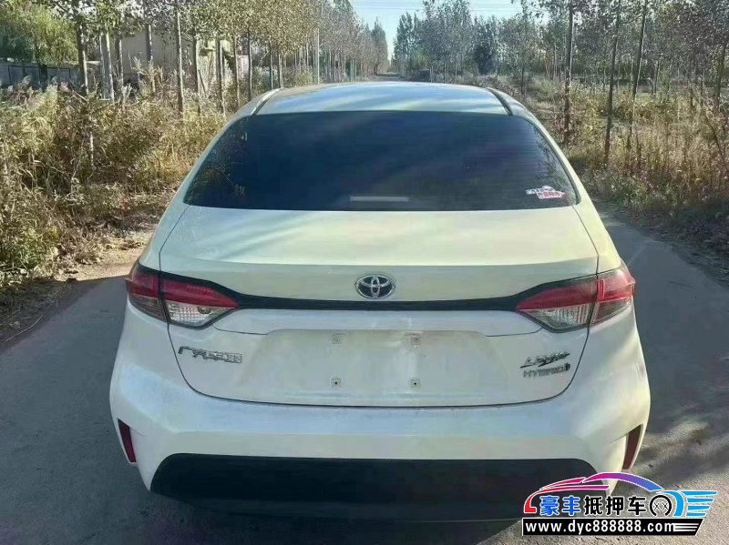 23年丰田雷凌轿车抵押车出售