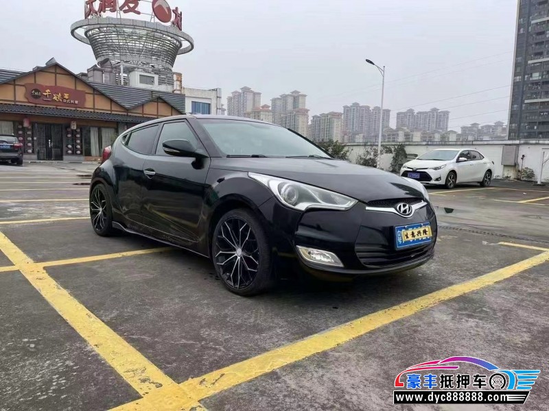 12年现代飞思轿车抵押车出售