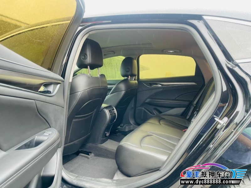 21年别克君越轿车抵押车出售