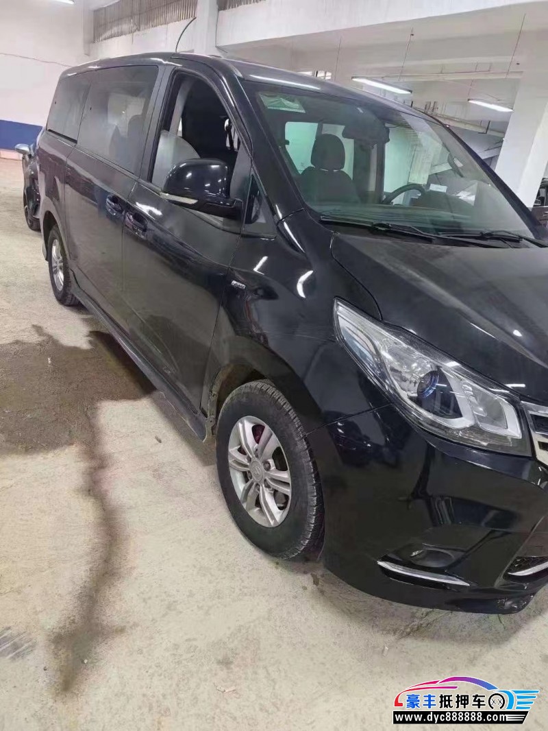 18年上汽大通G10轿车抵押车出售