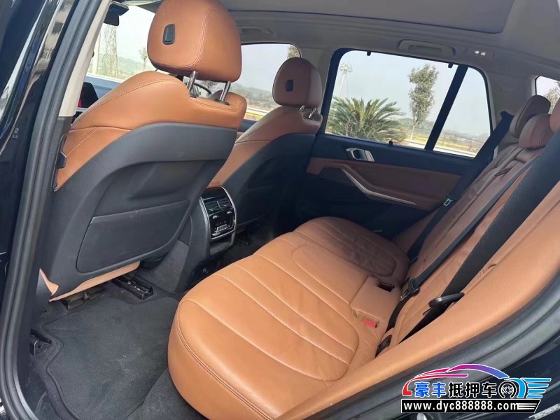 19年宝马X5轿车抵押车出售