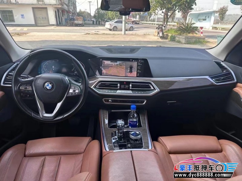 19年宝马X5轿车抵押车出售