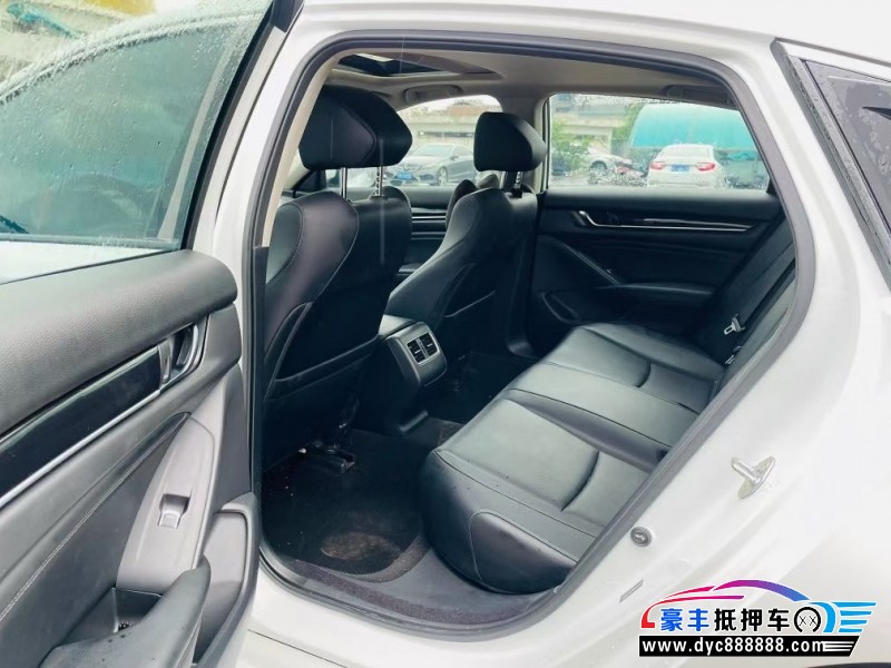 21年本田雅阁轿车抵押车出售