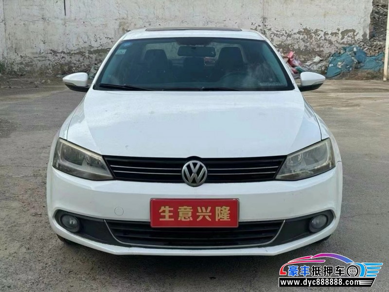 13年大众速腾轿车抵押车出售