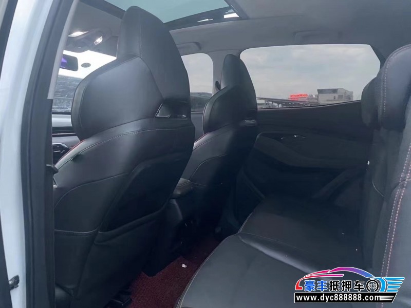 20年宝骏RS3轿车抵押车出售