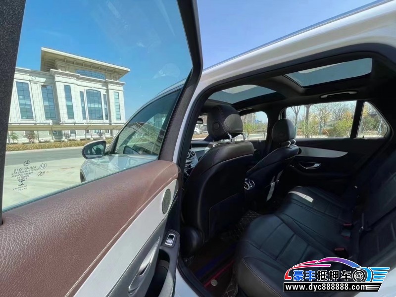 17年奔驰GLCSUV抵押车出售